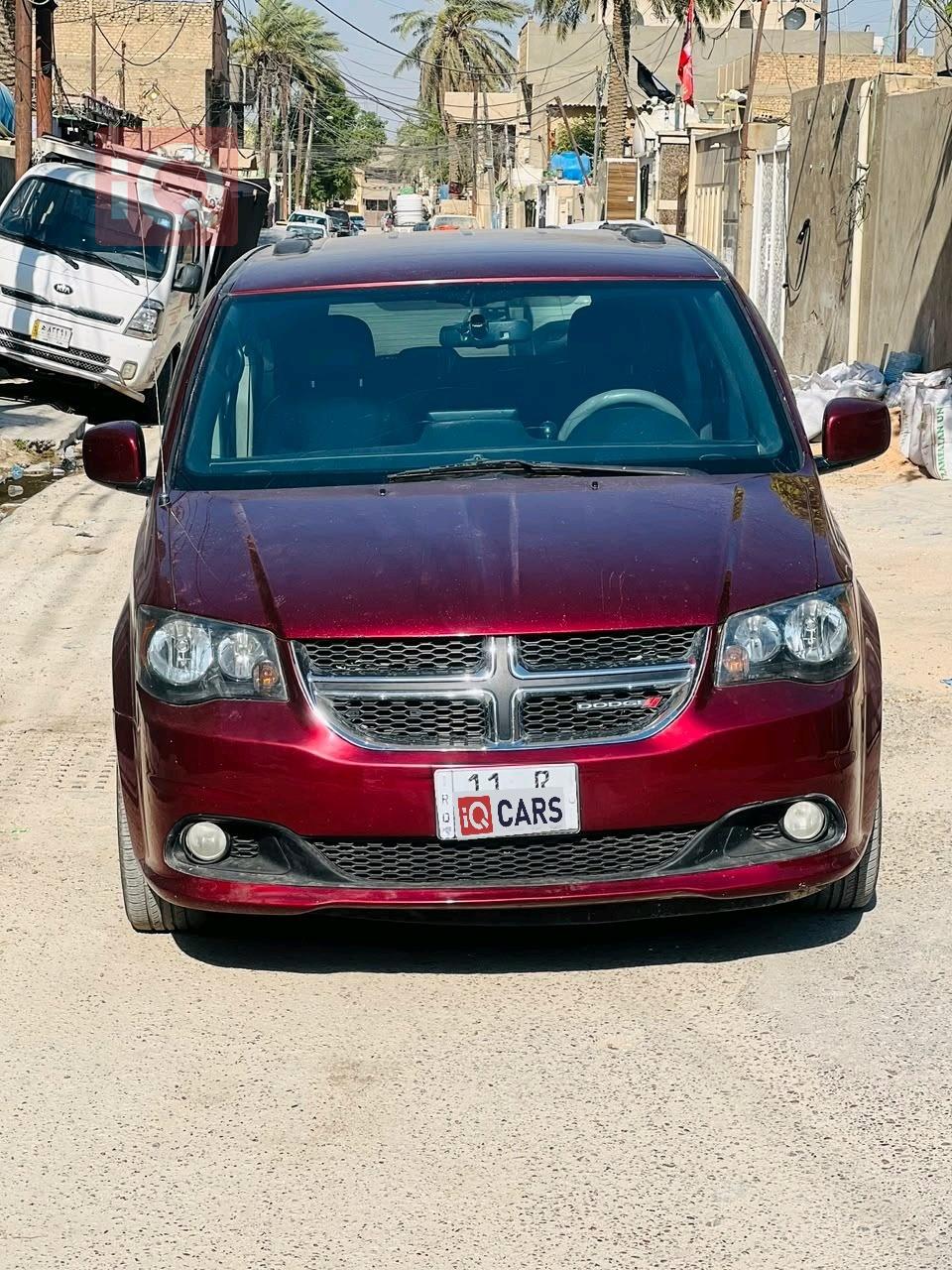 دودج جراند كارافان